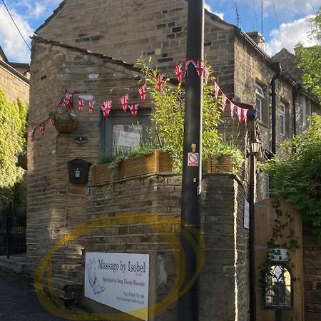 The Therapy Rooms Holmfirth Holiday Let ภายนอก รูปภาพ