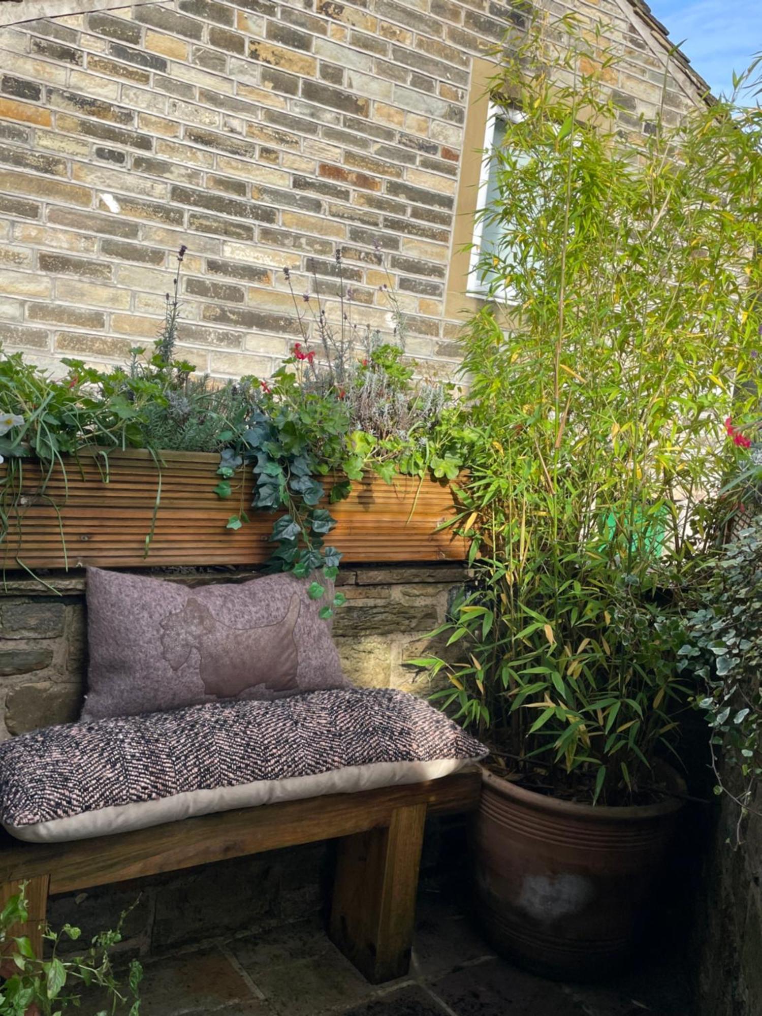 The Therapy Rooms Holmfirth Holiday Let ภายนอก รูปภาพ